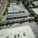 La revolución de los paneles solares industriales en la energía sostenible