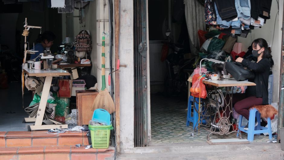 clothing alteration service