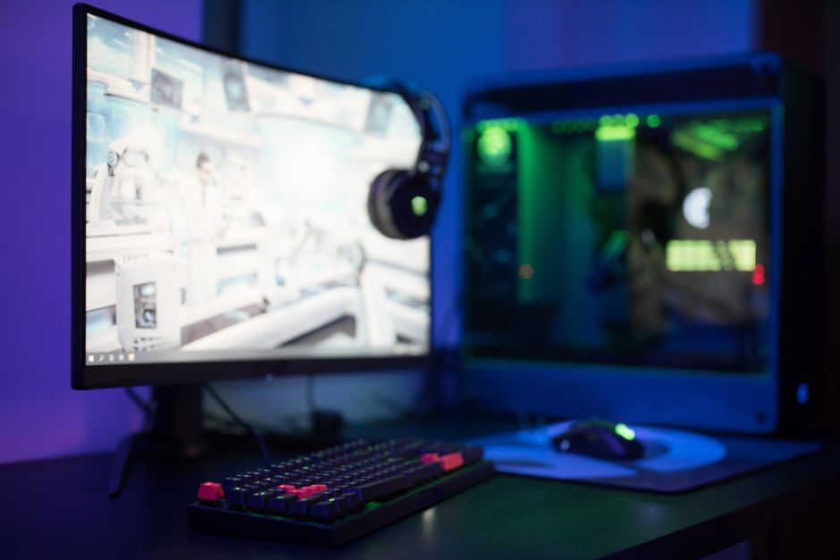 gaming PC builder
