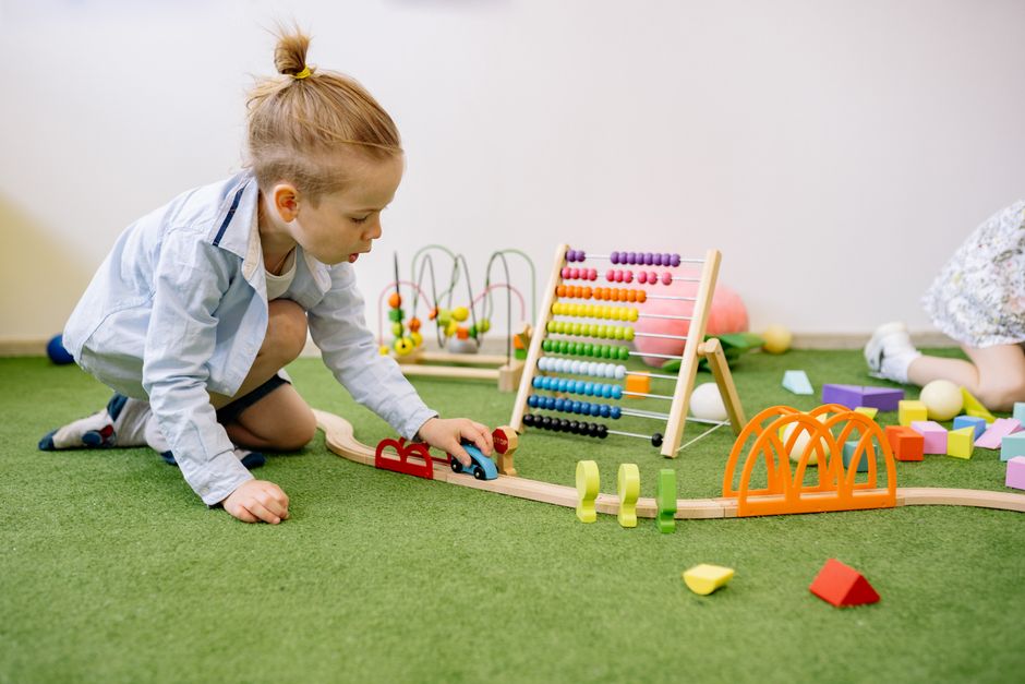 children toy manufacturer
