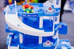 children toy manufacturer
